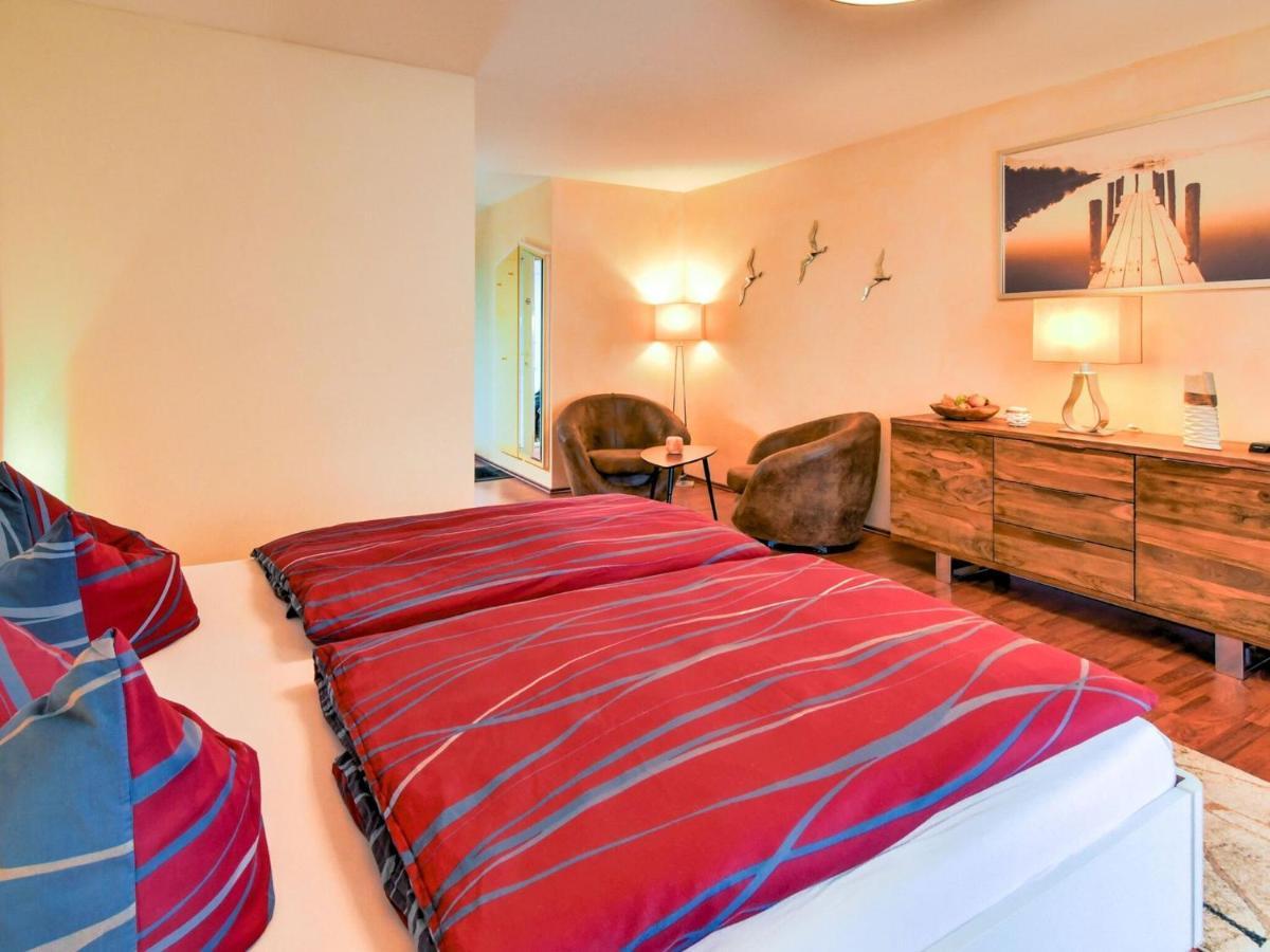 Wiek auf Rügen Charming Apartment With A Terrace Near The Sea מראה חיצוני תמונה